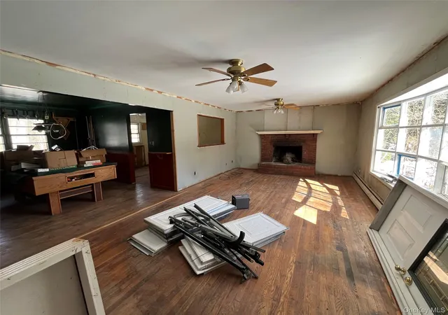 2nd image of 802 Tooker Ave, West Babylon, NY 11704 | MLS# 957441
