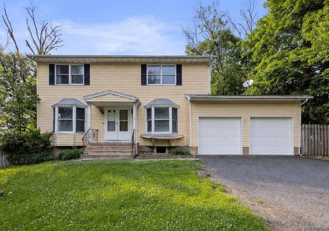 Homes for sale in Clarkstown, NY | 12 Gillis Ave, Clarkstown, NY 10960 | MLS# 957476