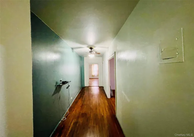 Photo 3 of Sale Pending at 2199 Holland Ave #3E, Bronx, NY 10462 | MLS# 957483 | Listing updated on 2026-09-19
