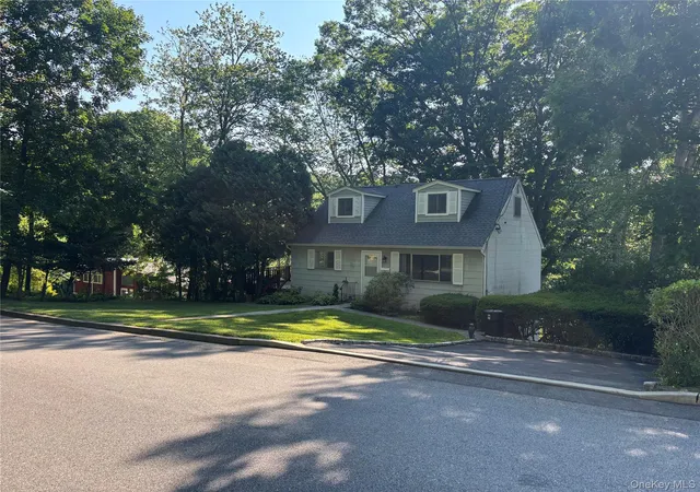 Homes for sale in Mount Kisco, NY | 76 Beverly Rd, Mount Kisco, NY 10549 | MLS# 957556