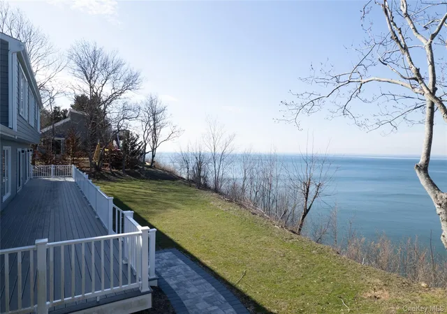 5th image of 43 Waterview Dr, Sound Beach, NY 11789 | MLS# 957587