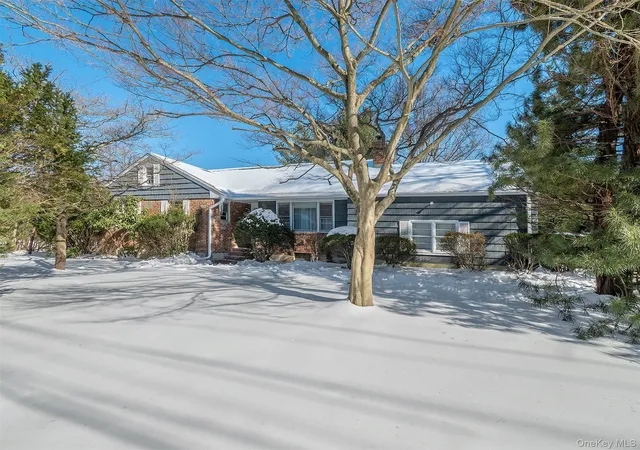 1st image of 856 Glen Cove Ave, Glen Head, NY 11545 | MLS# 957740