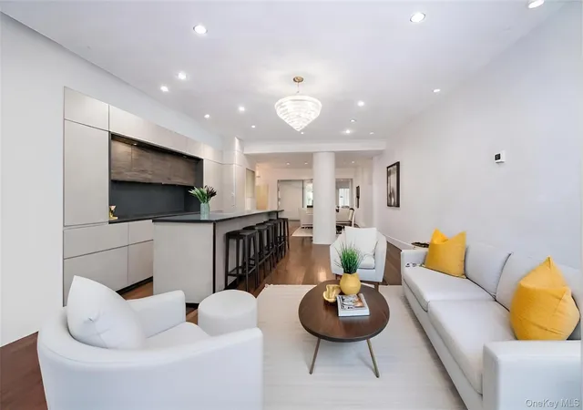 Photo 1 of Condo for sale at 55 Wall St #530, New York, NY 10005 | MLS# 957764 | Listing updated on 2026-06-07