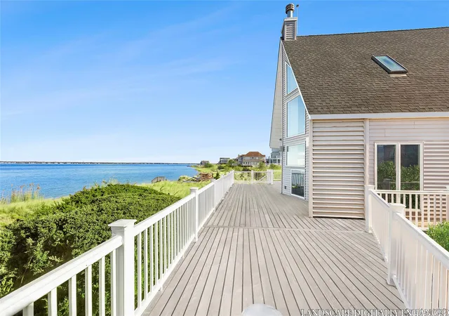 4th image of 8 Dune Ln, Westhampton Beach, NY 11978 | MLS# 957886