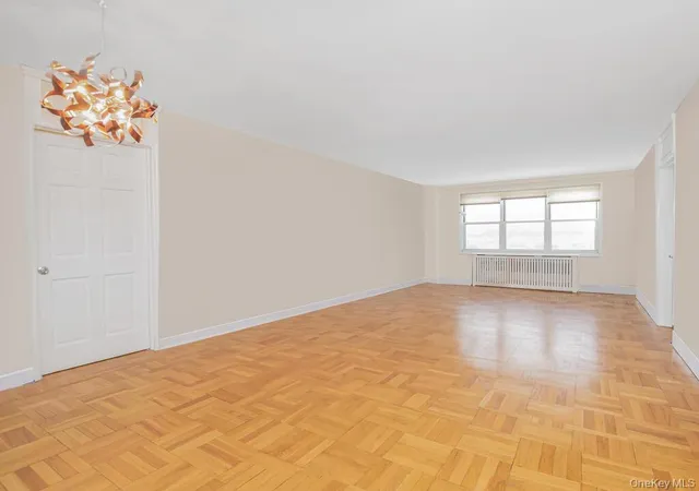 3rd image of 3935 Blackstone Ave #8A, New York, NY 10471 | MLS# 958137