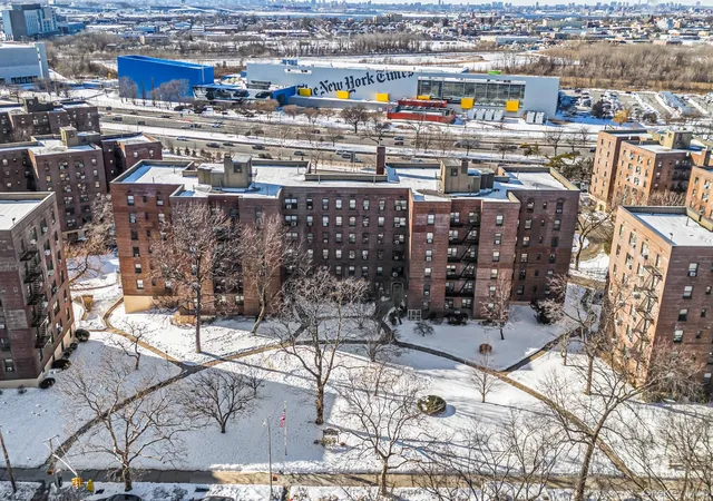 1st image of 25-34 Union St #5G, Flushing, NY 11354 | MLS# 958146