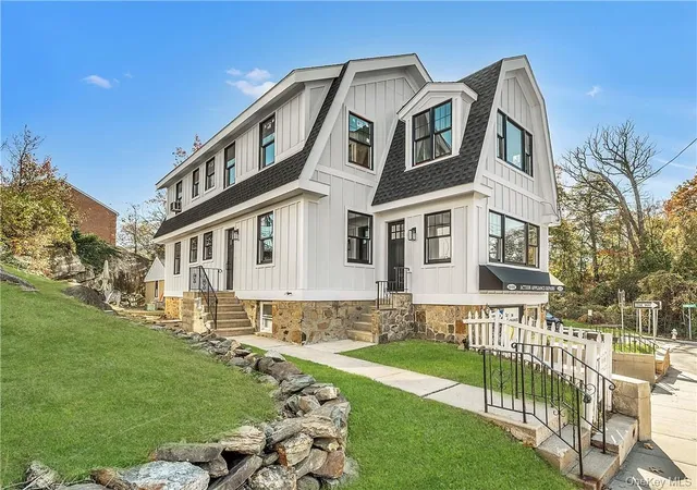 1st image of 200 Main St, Eastchester, NY 10709 | MLS# 958171