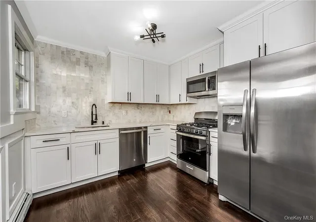 3rd image of 200 Main St, Eastchester, NY 10709 | MLS# 958171
