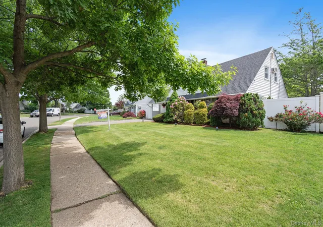 Single family home for sale at 51 Shepherd Ln, Levittown, NY 11756 | MLS# 958248 | Listing updated on 2026-07-04