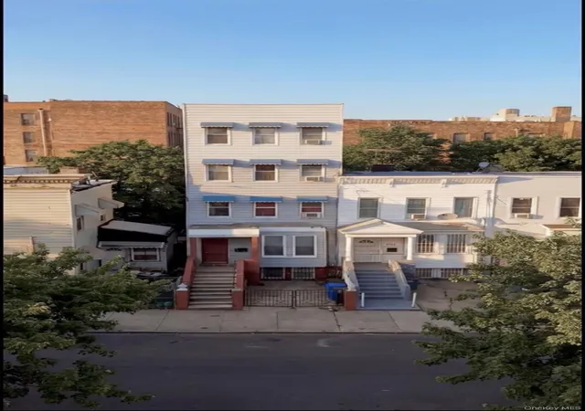 17th image of 829 Jennings St, New York, NY 10459 | MLS# 958254