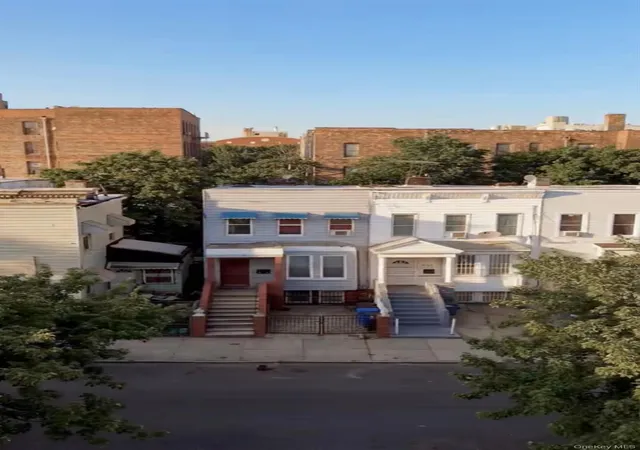 1st image of 829 Jennings St, New York, NY 10459 | MLS# 958254