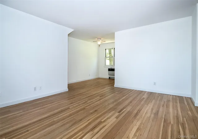 Homes for sale in Greenburgh, NY | 161 S Buckhout St #161, Greenburgh, NY 10533 | MLS# 958534