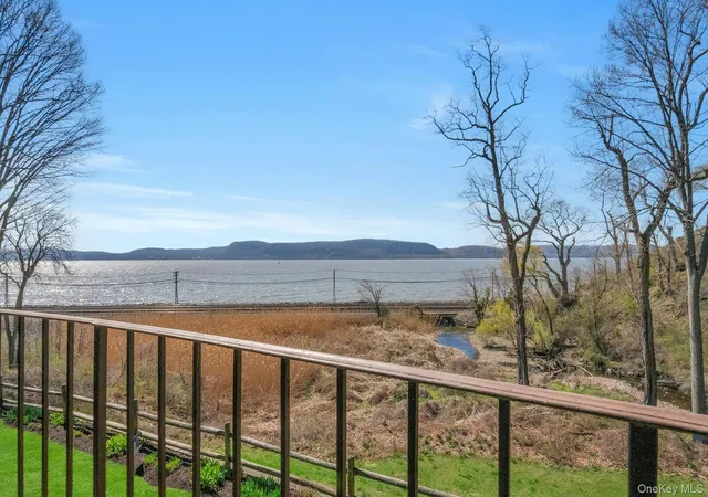 Homes for sale in Ossining, NY | 311 Kemeys Cvs, Ossining, NY 10510 | MLS# 958553
