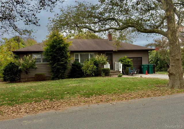 Photo 1 of Sale Pending at 166 Pulaski St, Southampton, NY 11968 | MLS# 958619 | Listing updated on 2026-02-07