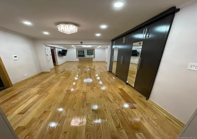 2nd image of 105-25 65Th Ave #5H, Forest Hills, NY 11375 | MLS# 958846