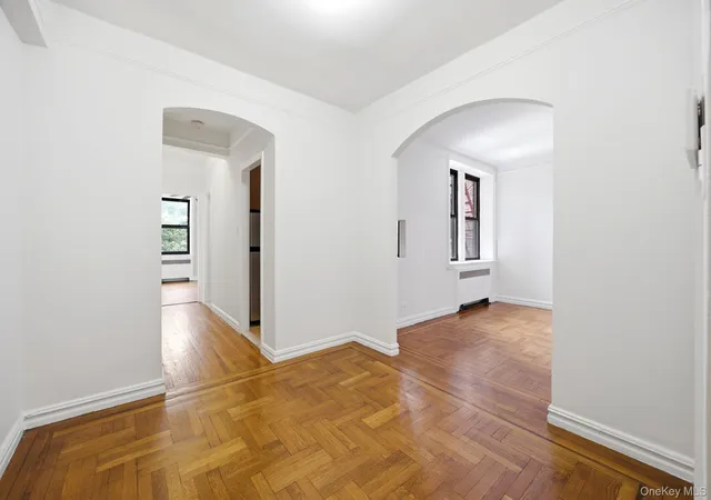 4th image of 4755 39Th Pl #3H, New York, NY 11104 | MLS# 958925