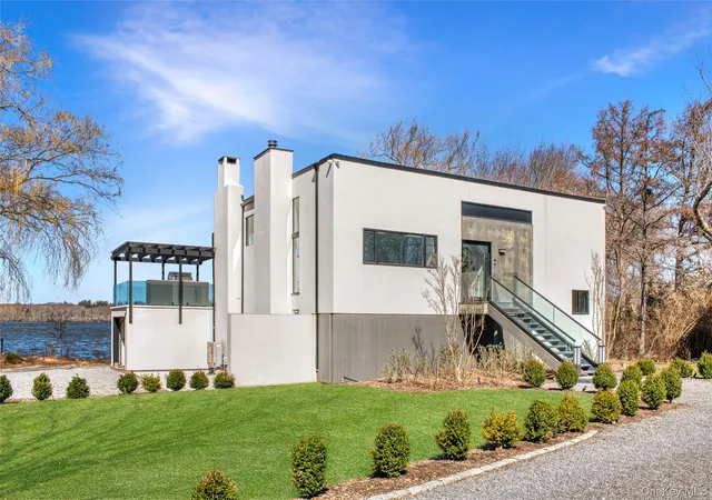 2nd image of 172 Mill Pond Ln, Southampton, NY 11976 | MLS# 958968