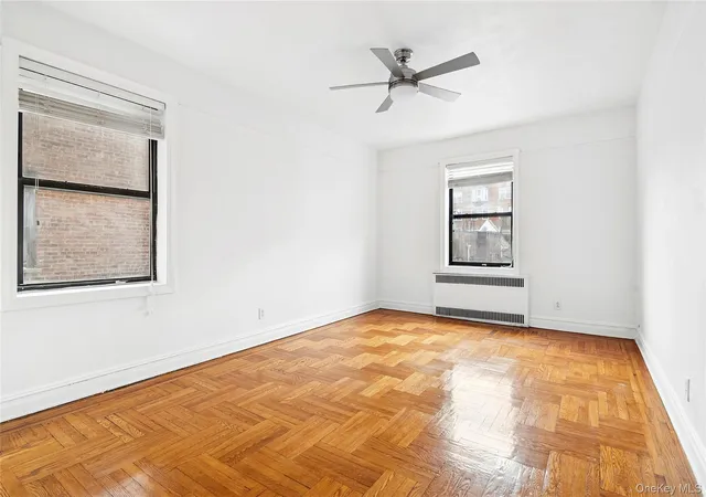 Photo 4 of Sale Pending at 3520 73rd Street #3R, Jackson Heights, NY 11372 | MLS# 958980 | Listing updated on 2026-04-15