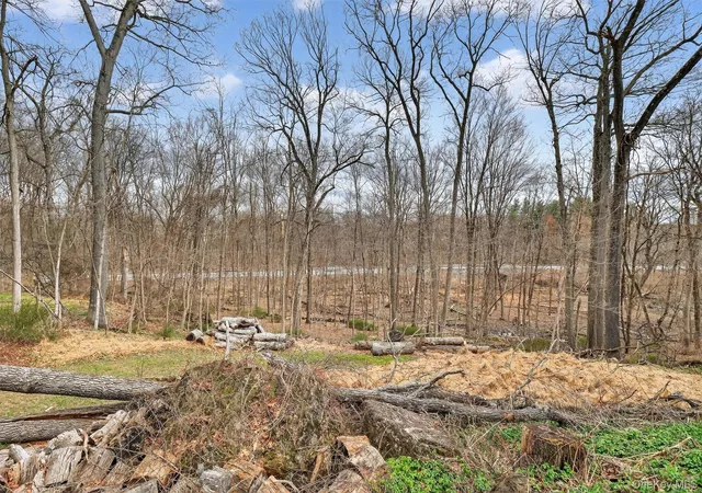 Homes for sale in East Fishkill, NY | 24 Pellbridge Dr, East Fishkill, NY 12533 | MLS# 959005