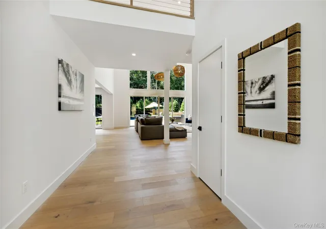 Photo 4 of Single family home for sale at 19 Elm Ln, East Hampton, NY 11954 | MLS# 959062 | Listing updated on 2026-08-30
