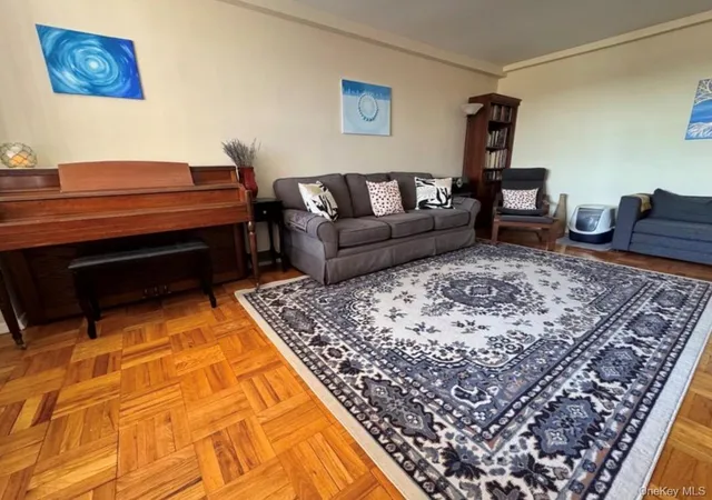 2nd image of 5550 Fieldston Rd #3DD, Bronx, NY 10471 | MLS# 959160