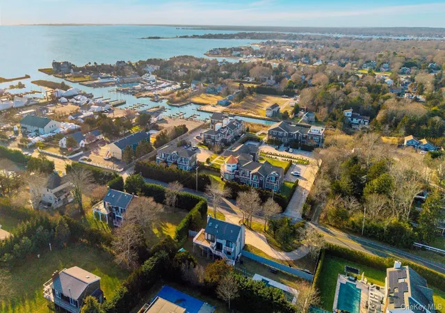 Homes for sale in Southampton, NY | 68 Foster Ave #13, Southampton, NY 11946 | MLS# 959266