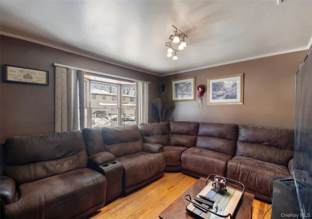 2nd image of 208 Charter Oaks Ave, Brentwood, NY 11717 | MLS# 959461