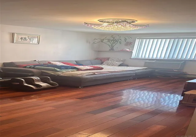 Homes for sale in New York, NY | 34 51 Leavitt St #2B, New York, NY 11354 | MLS# 959766