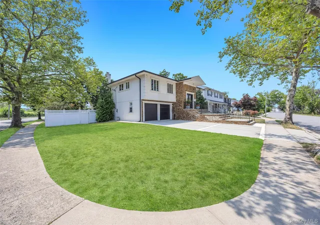 Photo 2 of Single family home for sale at 2 Valley Greens Dr, Hempstead, NY 11581 | MLS# 959805 | Listing updated on 2026-10-04