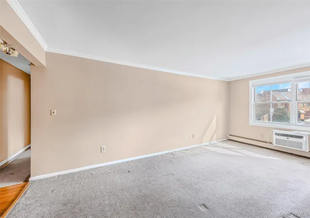 5th image of 124 S Park Ave, Hempstead, NY 11550