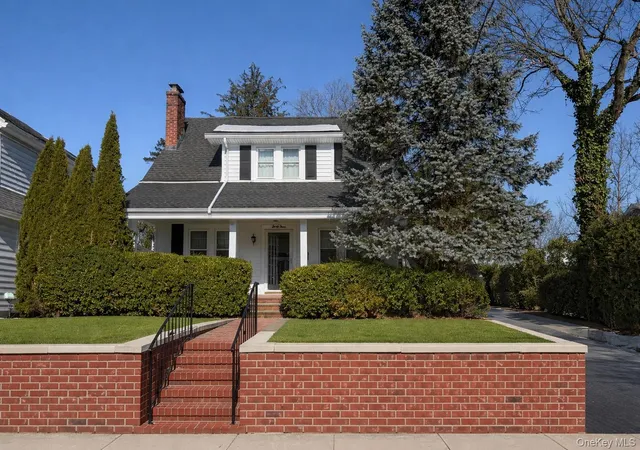 1st image of 33 Marvin Ave, Hempstead, NY 11570 | MLS# 959997