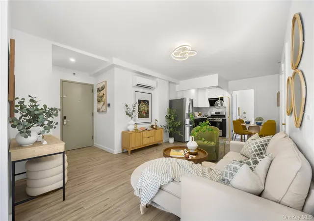 3rd image of 70-65 Queens Blvd #8G, Woodside, NY 11377 | MLS# 960011