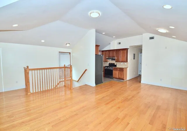 Photo 4 of Sale Pending at 154-36 20th Road, Whitestone, NY 11357 | MLS# 960026 | Listing updated on 2026-03-24