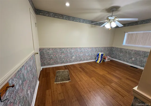 5th image of 281 Graff Ave, Bronx, NY 10465 | MLS# 960030