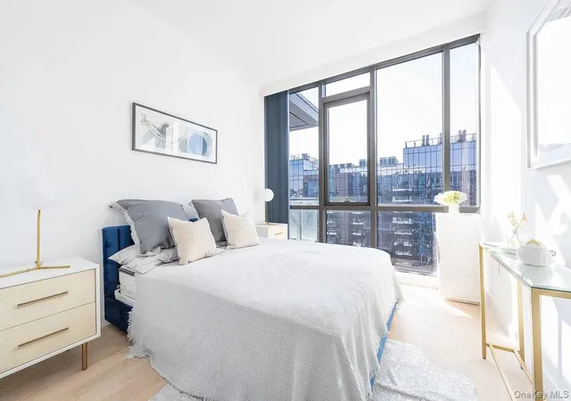 Photo 4 of Sale Pending at 33-66 Farrington St #9I, Flushing, NY 11354 | MLS# 960058 | Listing updated on 2026-04-30