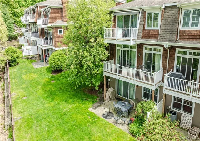 2nd image of 6 Riverpointe Rd, Hastings On Hudson, NY 10706 | MLS# 960130