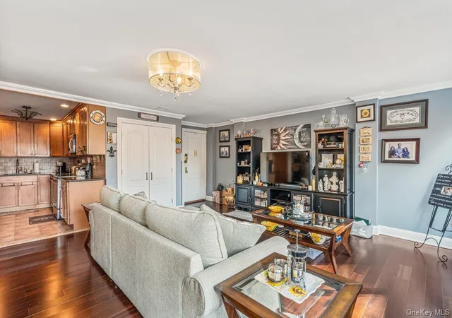 5th image of 7-15 162Nd St, New York, NY 11357