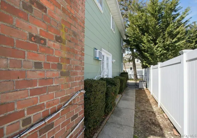 Photo 3 of Sale Pending at 85 Unqua Rd, Oyster Bay, NY 11758 | MLS# 960504 | Listing updated on 2026-06-29