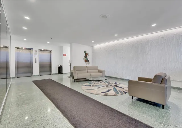 4th image of 54-44 Little Neck Parkway #4S, New York, NY 11362 | MLS# 960581