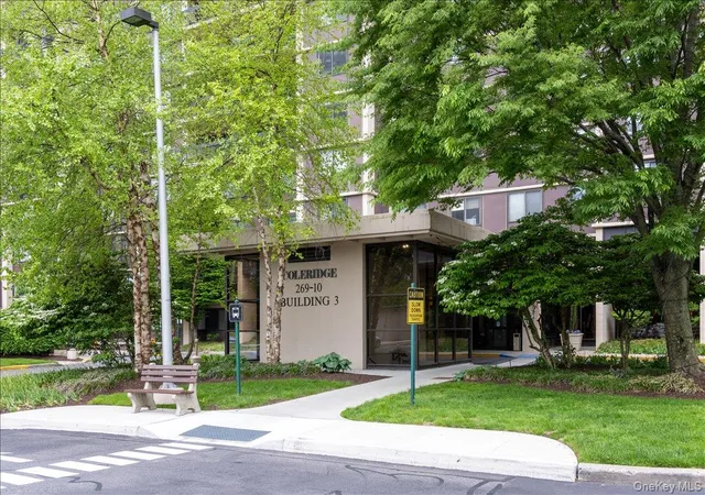 Listing Photo 3 - Condo for sale in building located at 269-10 Grand Central Pkwy, Hempstead, NY 11005 - Unit #19K