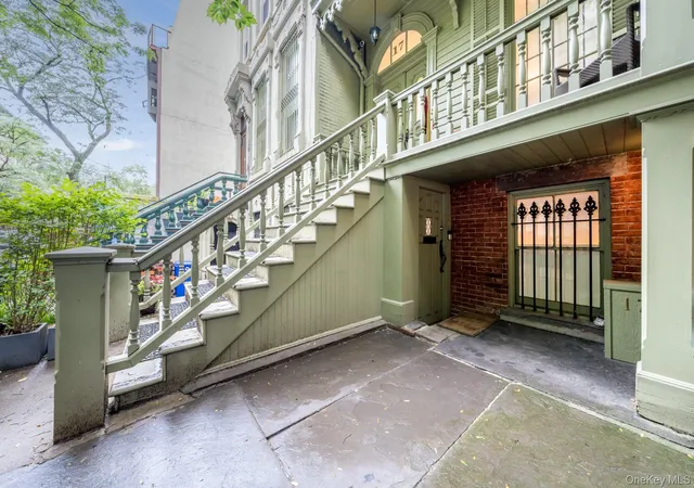 2nd image of 17 E 128th St, New York, NY 10035 | MLS# 960656