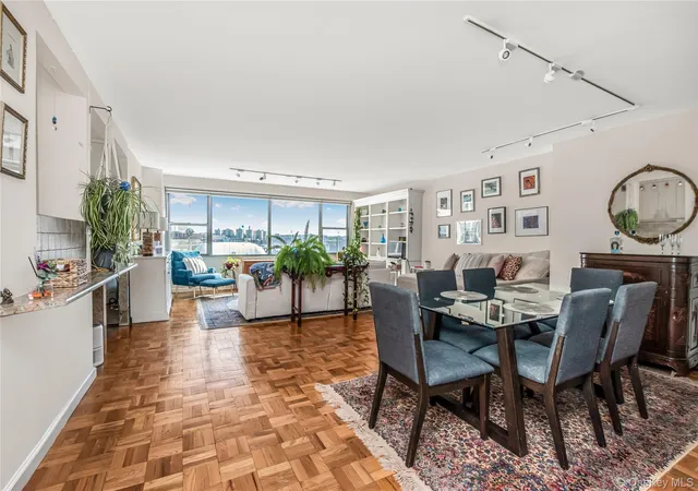 Photo 2 of House for sale at 2500 Johnson Ave #5F, New York, NY 10463 | MLS# 960664 | Listing updated on 2026-10-28