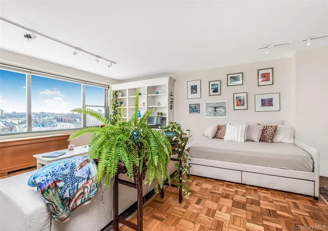 Photo 1 of House for sale at 2500 Johnson Ave #5F, New York, NY 10463 | MLS# 960664 | Listing updated on 2026-10-28