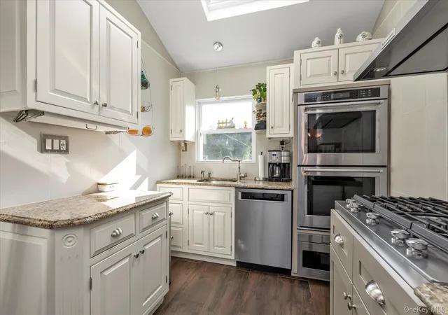 1st image of 17 Everett St, Hempstead, NY 11563 | MLS# 960723