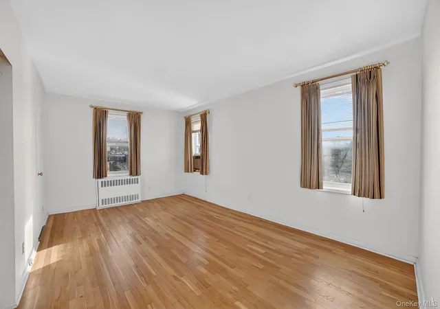 2nd image of 25 Sunnyside Dr, Yonkers, NY 10705