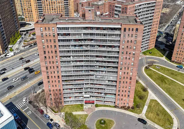 2nd image of 61-15 98Th St #ST-F, Rego Park, NY 11374 | MLS# 960804