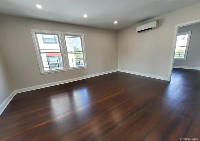 Listing Photo 4 - Condo for sale in building located at 678 Mamaroneck Ave, Mamaroneck, NY 10543