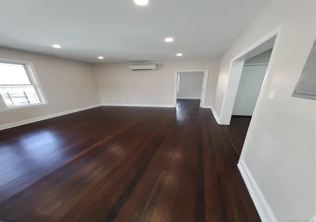 Listing Photo 5 - Condo for sale in building located at 678 Mamaroneck Ave, Mamaroneck, NY 10543