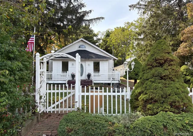 Single family home for sale at 2408 Pine Ave, Ronkonkoma, NY 11779 | MLS# 961309