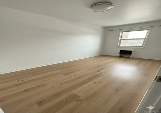 4th image of 68-56 140Th St, New York, NY 11367